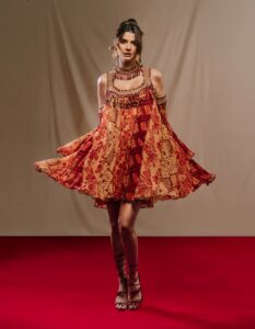 Marina Candia e o poder de vestir histórias