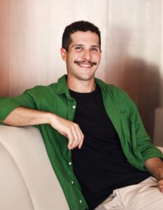 O nutricionista clínico Piethro Stephanno destaca como o jejum prolongado pode impactar o emagrecimento e a saúde metabólica