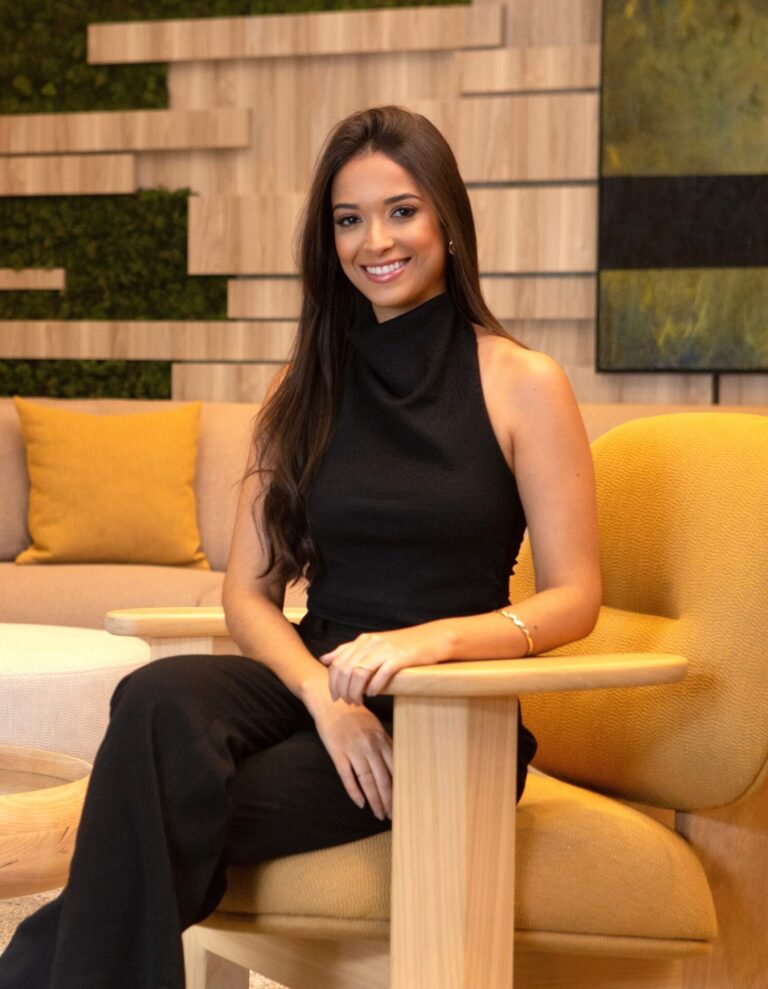 A cirurgiã-dentista Marília Oliveira destaca como aproveitar o Carnaval com cuidados essenciais para a saúde bucal