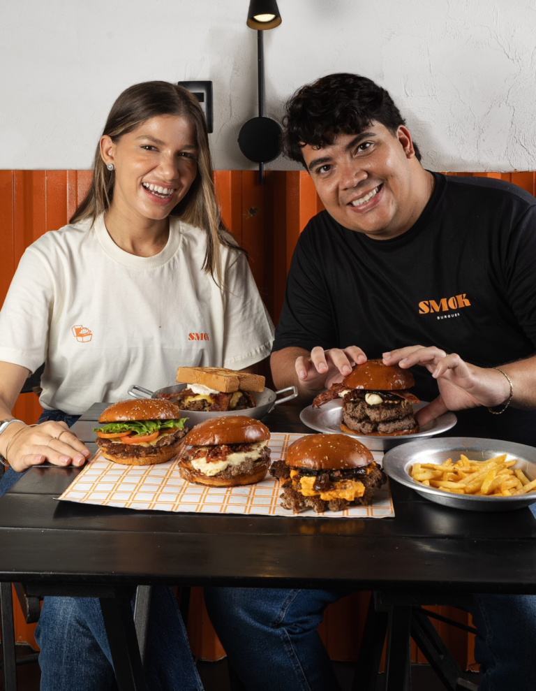 A Alquimia do Sucesso: A Trajetória de Luana e João no Comando da Smok Burguer e os Bastidores de uma Grande Expansão